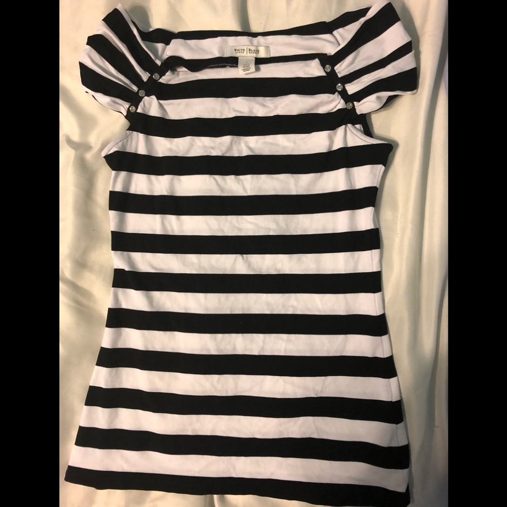 Never worn without tagsWhite house black market